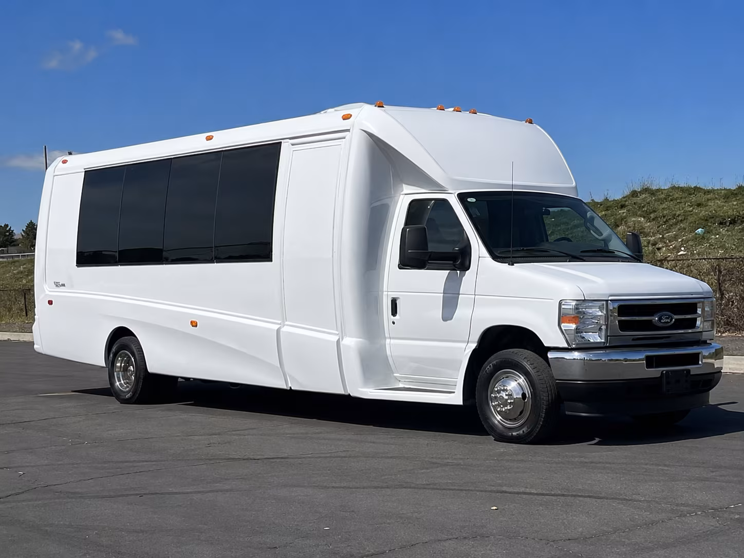 Greensboro Birthday, Sweet 16, & Quinceañera Transportation party bus exterior