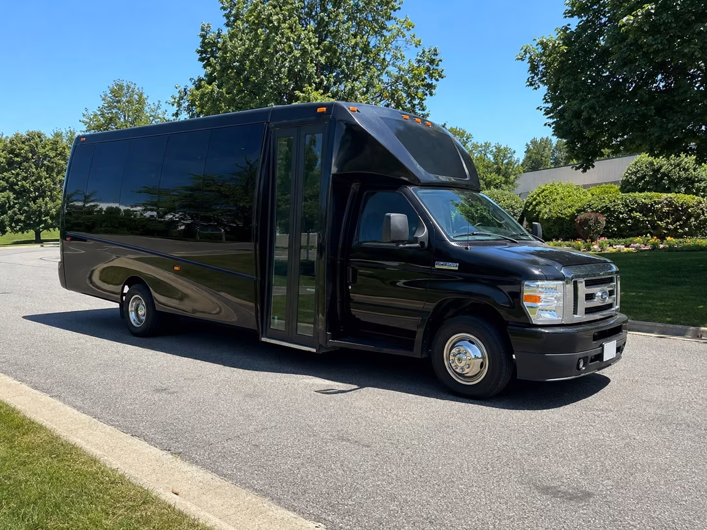 Raleigh Homecoming & Prom Party Bus Rentals