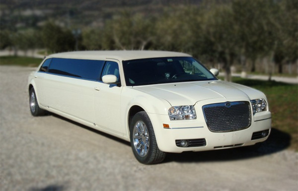 Greensboro 10 Passenger Limo