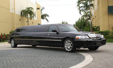 Greensboro 8 Passenger Limo